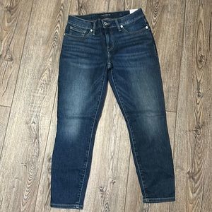 NWT! Lucky Brand Crop Lolita Jeans